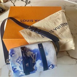 Louis Vuitton Monogram Watercolor
Canvas City Keepall Bag Limited
Edition